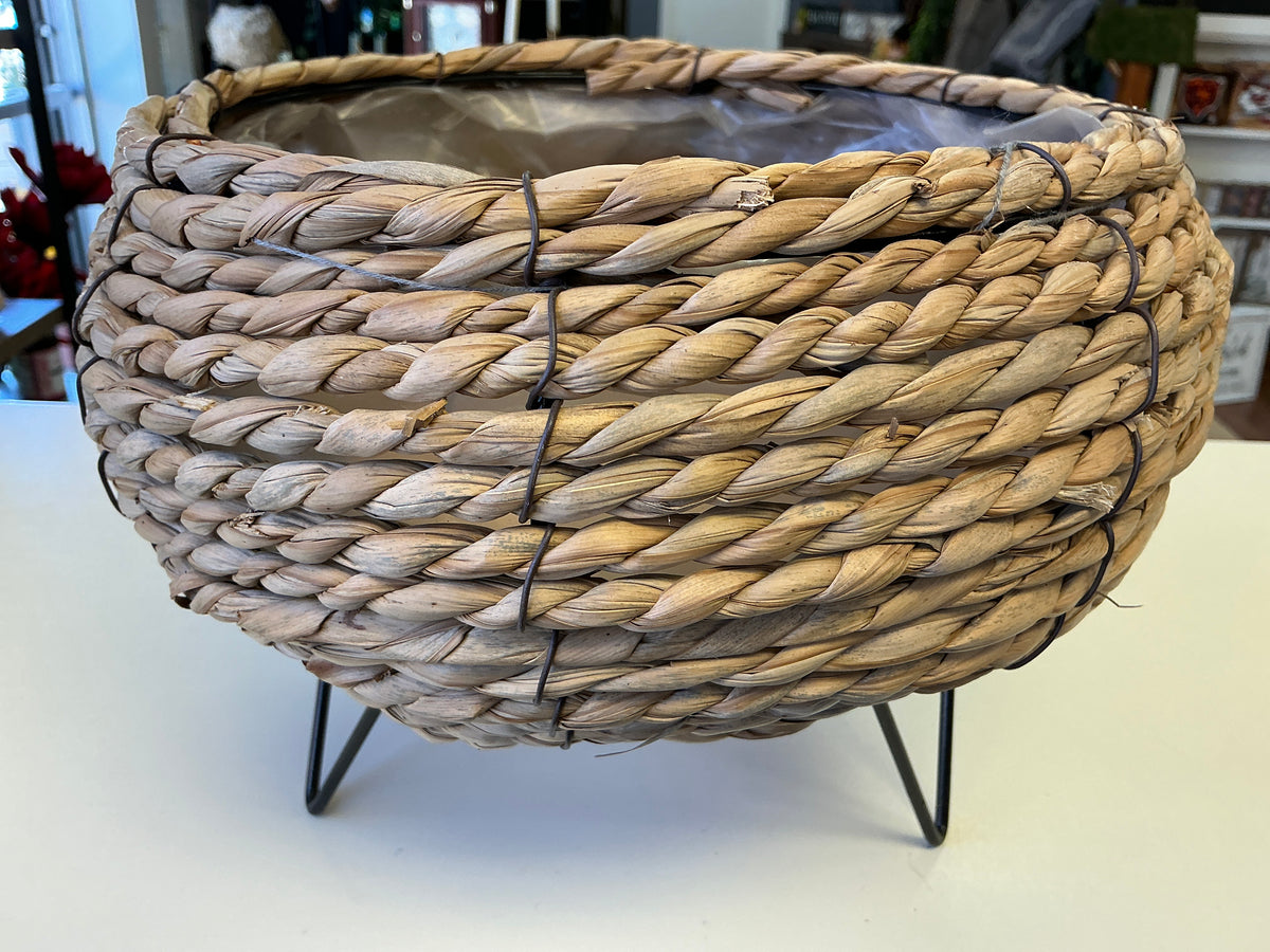 Seagrass Lined Wire Planter