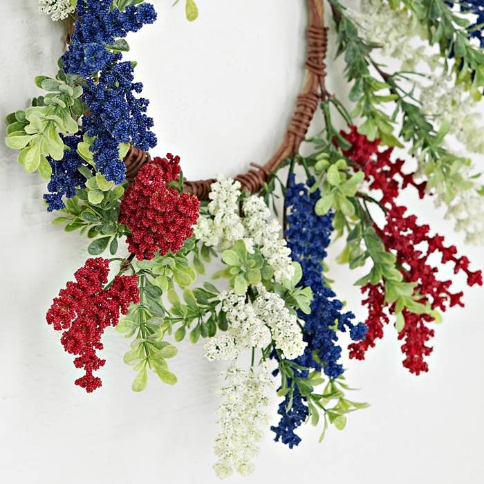 31210- 21in Wreath-Red White Blue Heather with Boxwood-