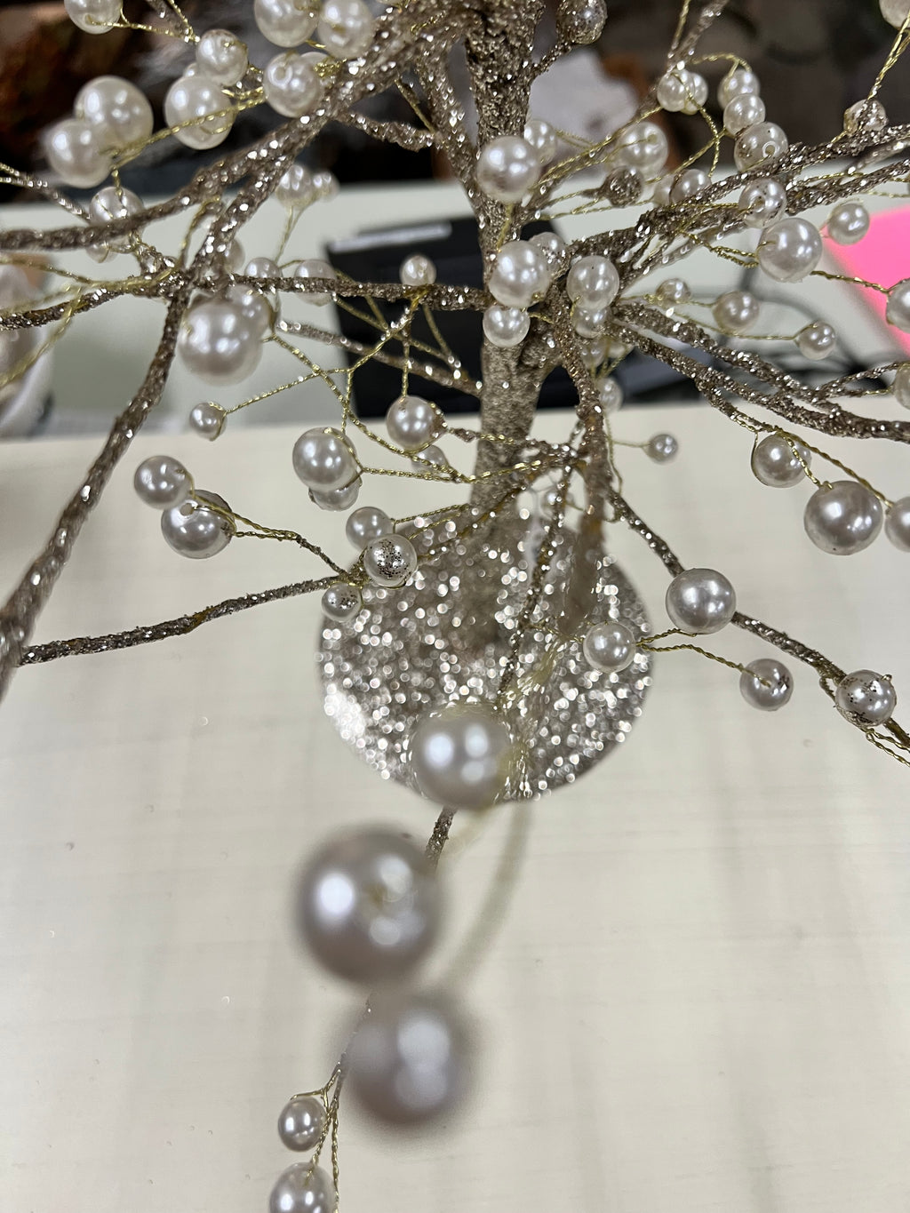 Glittery Tree with Pearls