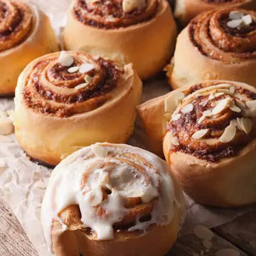 Milkhouse Candle Co. - Sticky Buns